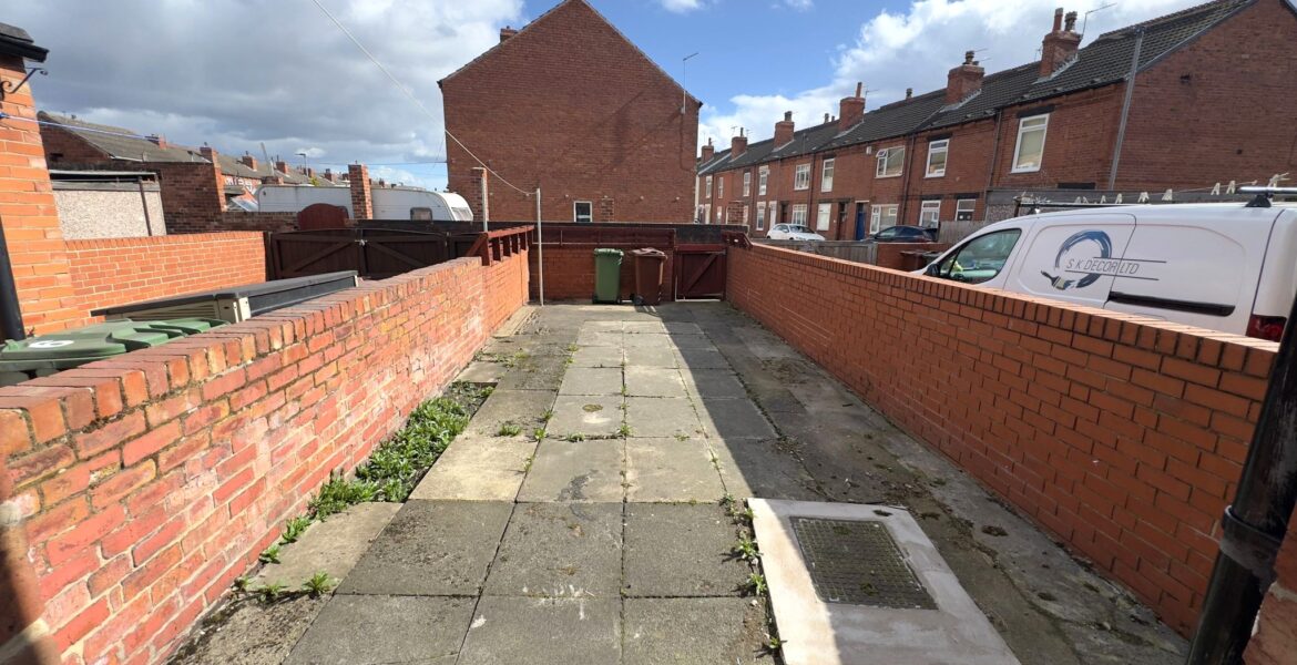 WhatsApp Image 2025-03-28 at 16.00.17 (4)