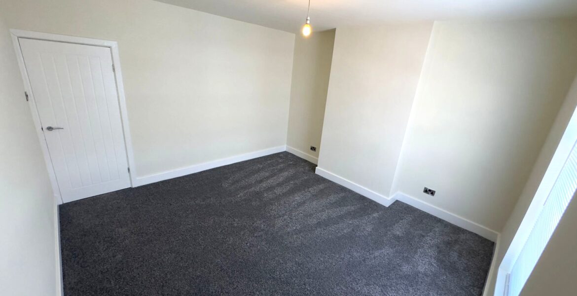 WhatsApp Image 2025-03-28 at 16.00.19 (5)