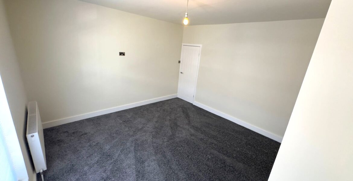 WhatsApp Image 2025-03-28 at 16.00.20 (3)