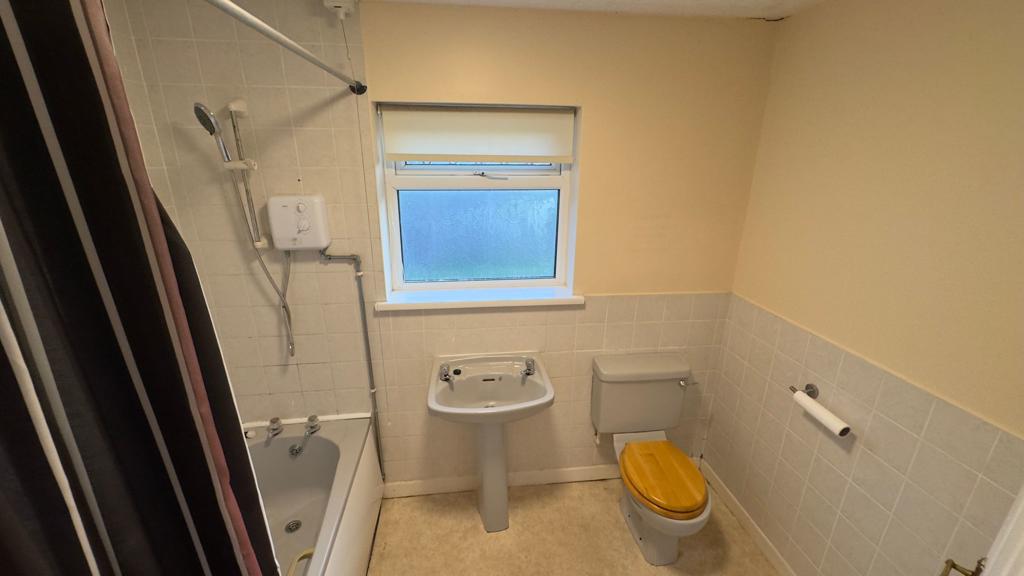 WhatsApp Image 2025-04-07 at 11.01.13 (1)