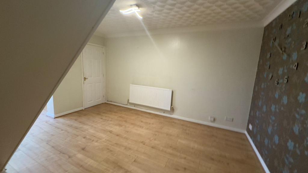 WhatsApp Image 2025-04-07 at 11.13.04 (2)