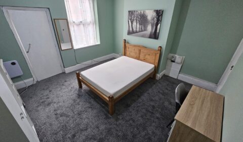Flat 2, Linden Grove, Beeston, Leeds, LS11 6EY