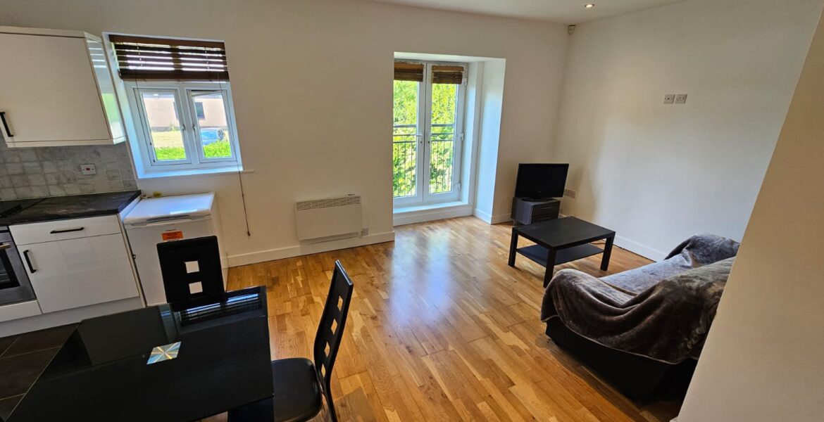 WhatsApp Image 2025-05-19 at 5.03.24 PM (1)