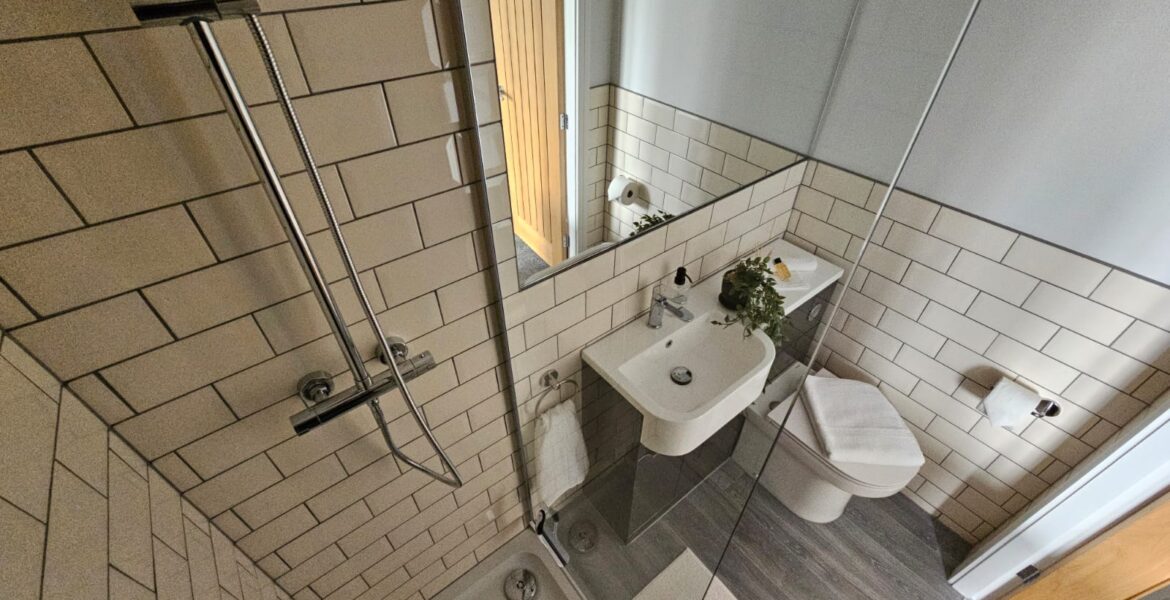 WhatsApp Image 2025-05-28 at 12.50.03 PM (3)