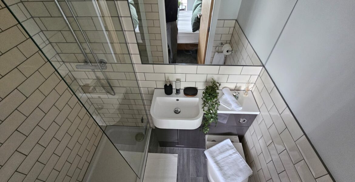 WhatsApp Image 2025-05-28 at 12.50.07 PM