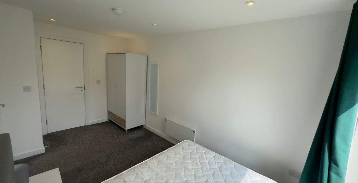 WhatsApp Image 2025-06-02 at 09.09.41 (2)