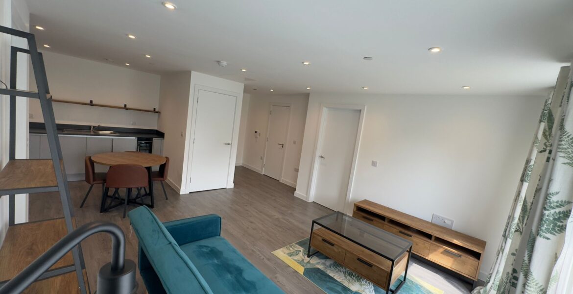 WhatsApp Image 2025-06-02 at 09.10.37