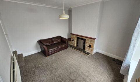 Garnet Crescent, Beeston, Leeds, LS11 5JT
