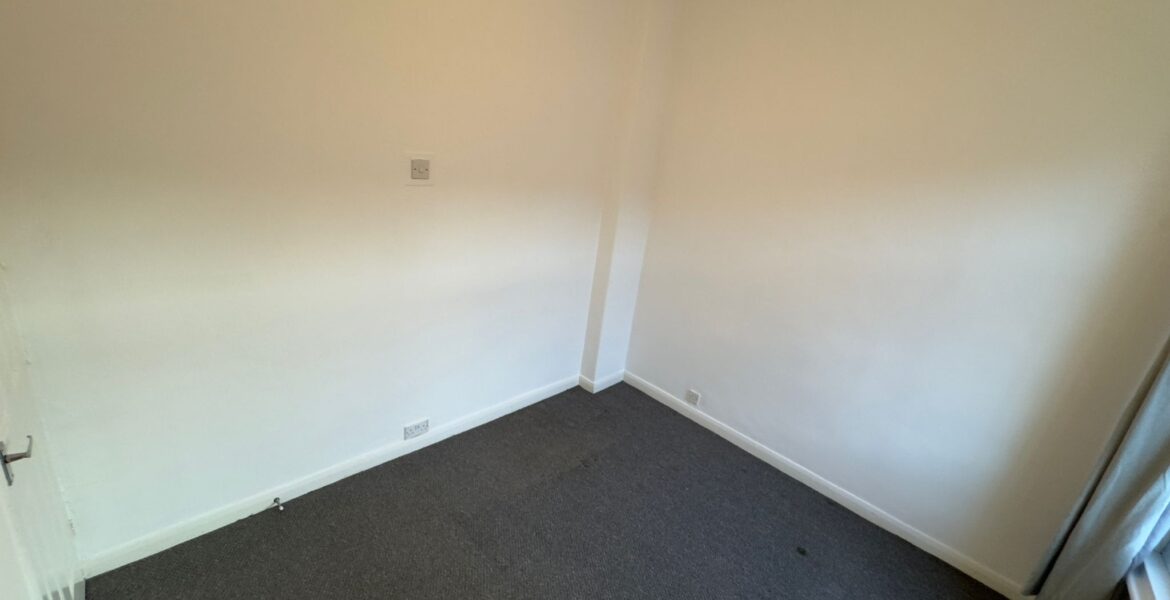 WhatsApp Image 2025-06-23 at 08.34.34