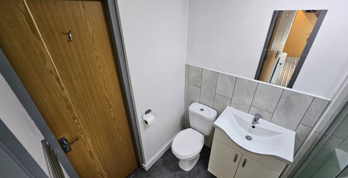 WhatsApp Image 2025-06-24 at 14.38.53 (1)