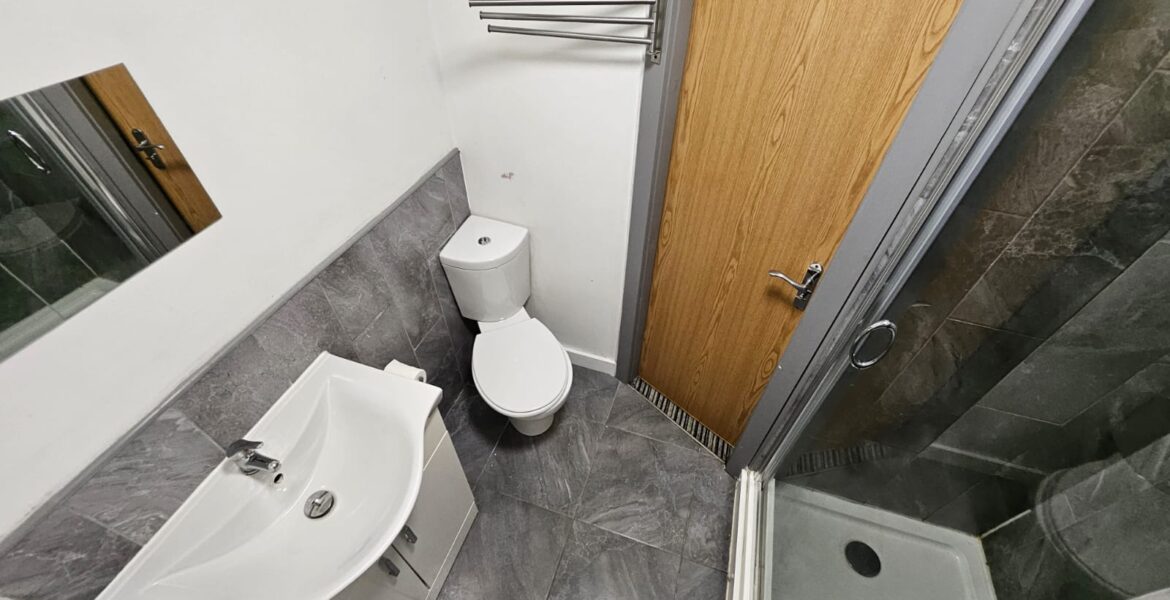 WhatsApp Image 2025-06-24 at 14.49.00 (6)