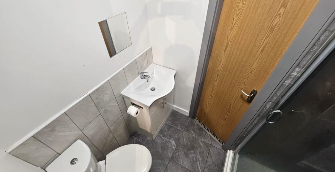 WhatsApp Image 2025-06-24 at 14.49.01 (6)