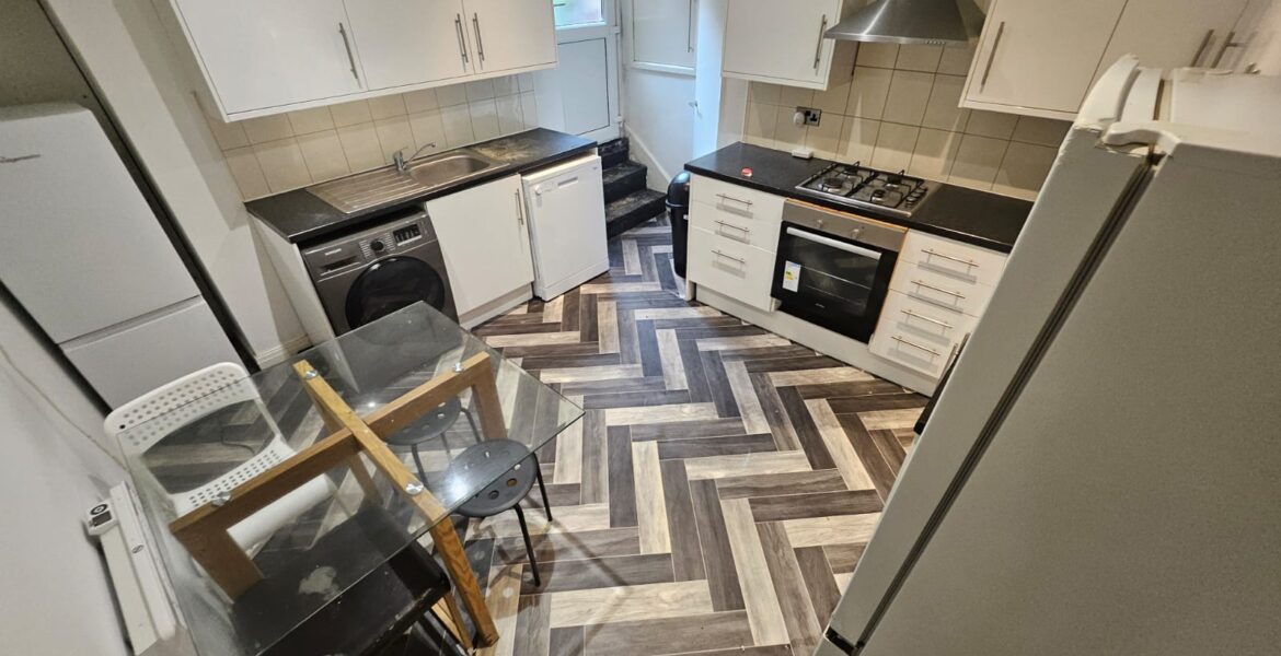 WhatsApp Image 2025-06-25 at 08.57.37 (1)