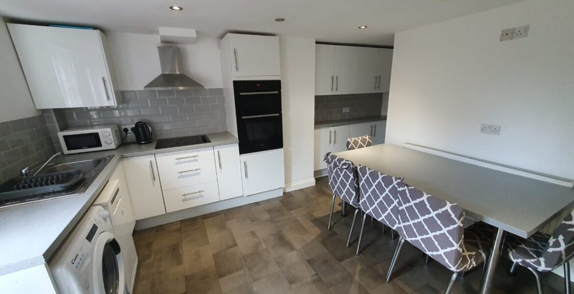 WhatsApp Image 2025-06-30 at 16.01.55 (2)