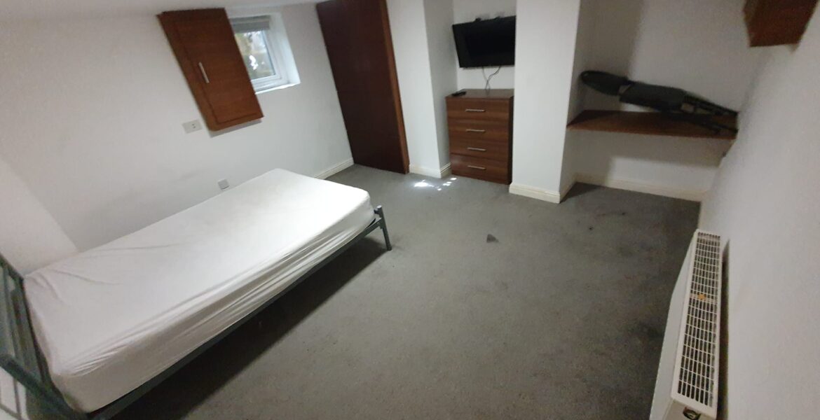 WhatsApp Image 2025-07-01 at 11.34.00