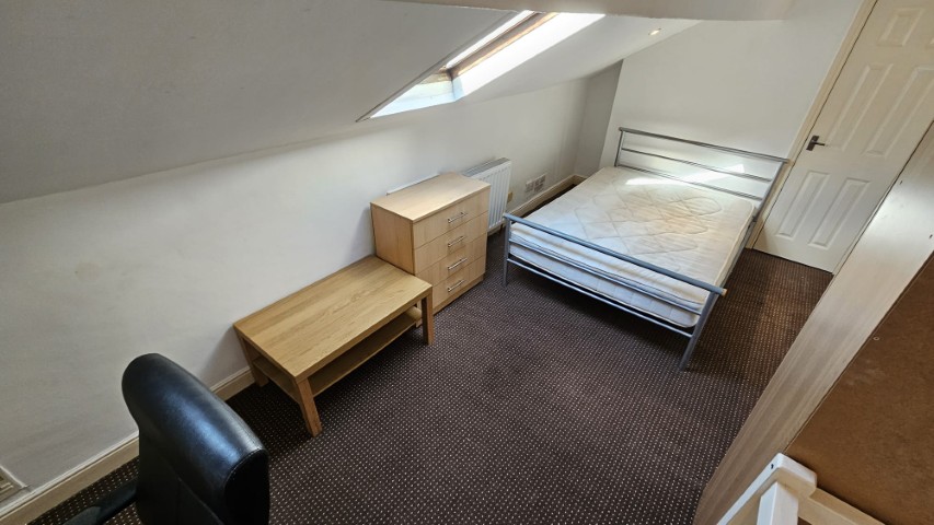 WhatsApp Image 2025-07-01 at 16.15.57 (1)