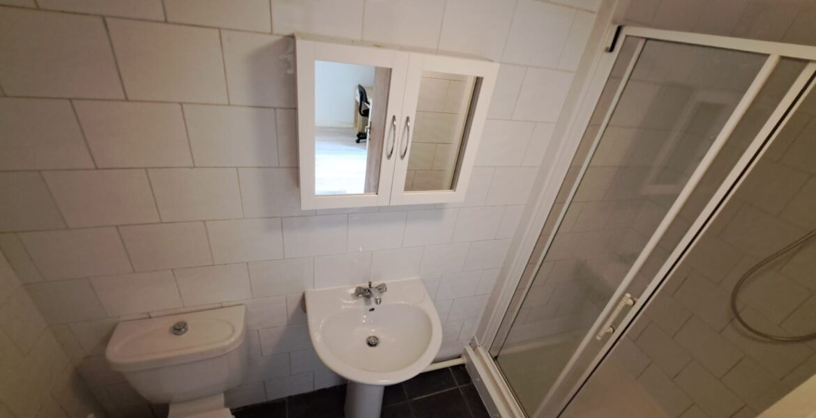 WhatsApp Image 2025-07-02 at 13.39.15 (1)