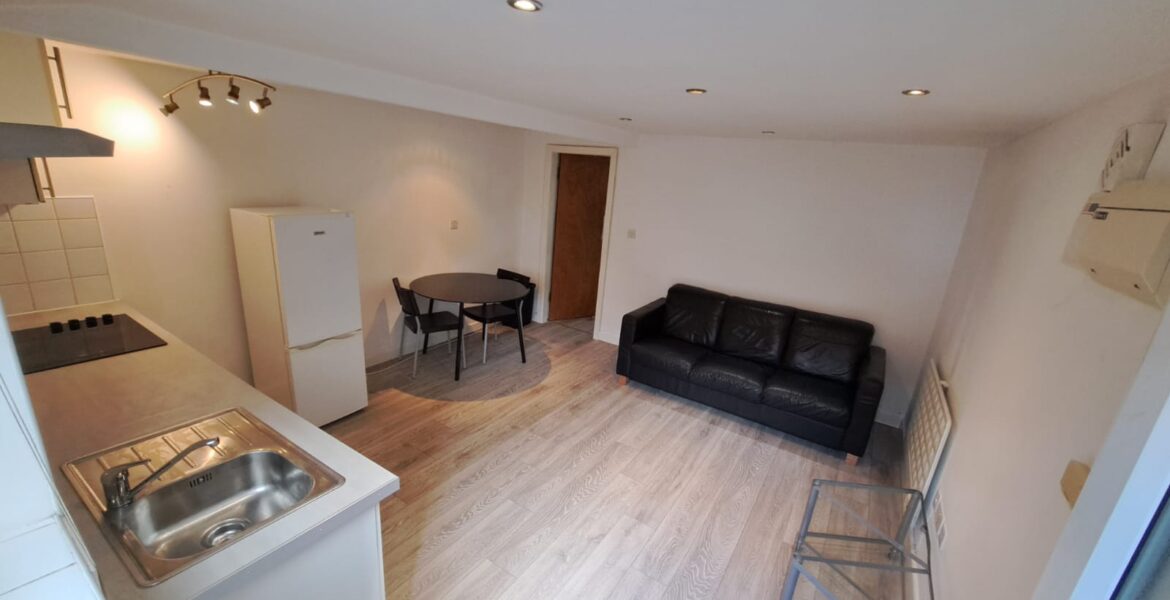 WhatsApp Image 2025-07-02 at 13.39.19 (1)