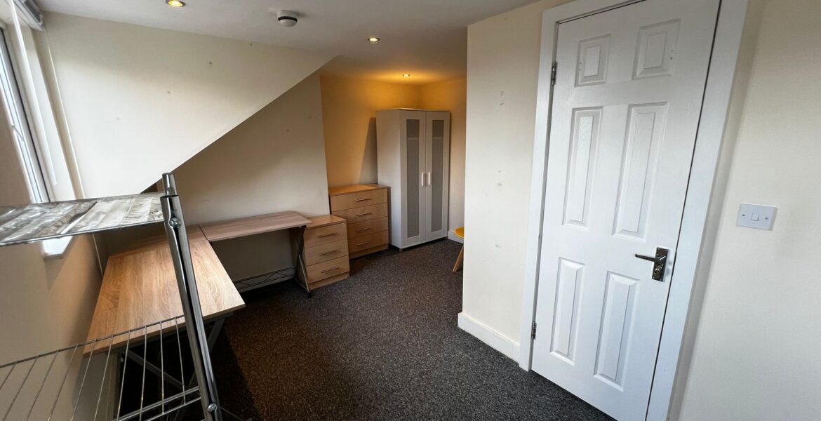 WhatsApp Image 2025-07-09 at 18.32.03 (7)