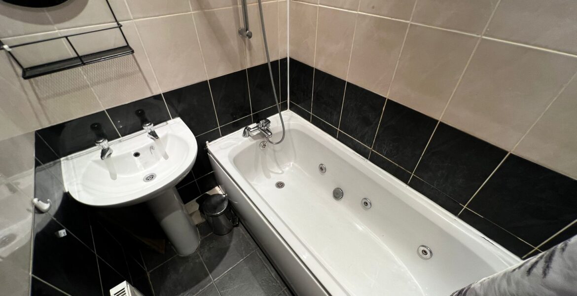 WhatsApp Image 2025-07-09 at 18.32.06 (2)