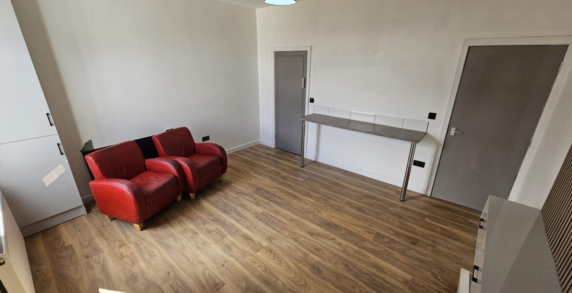 WhatsApp Image 2025-07-30 at 12.20.55