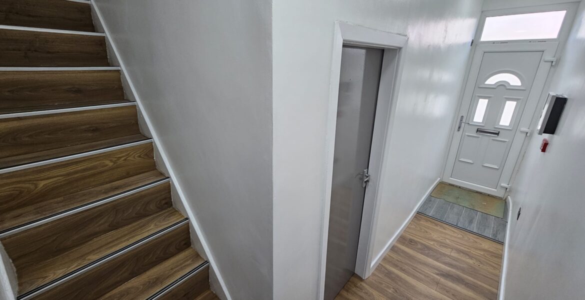 WhatsApp Image 2025-07-30 at 12.20.56 (2)