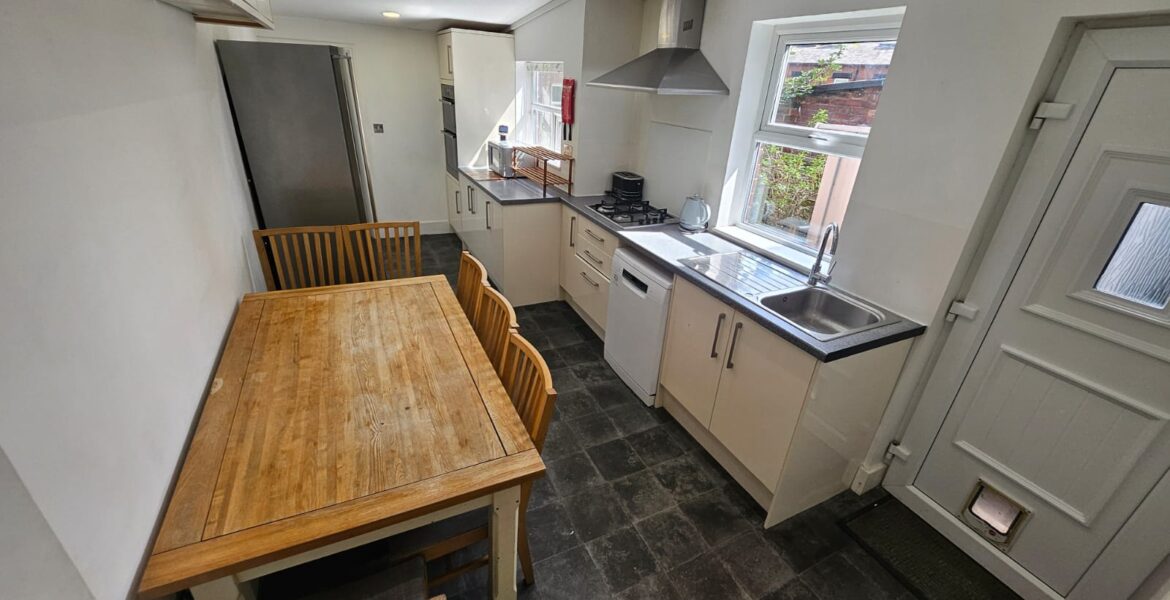 WhatsApp Image 2025-10-03 at 12.06.09 (7)