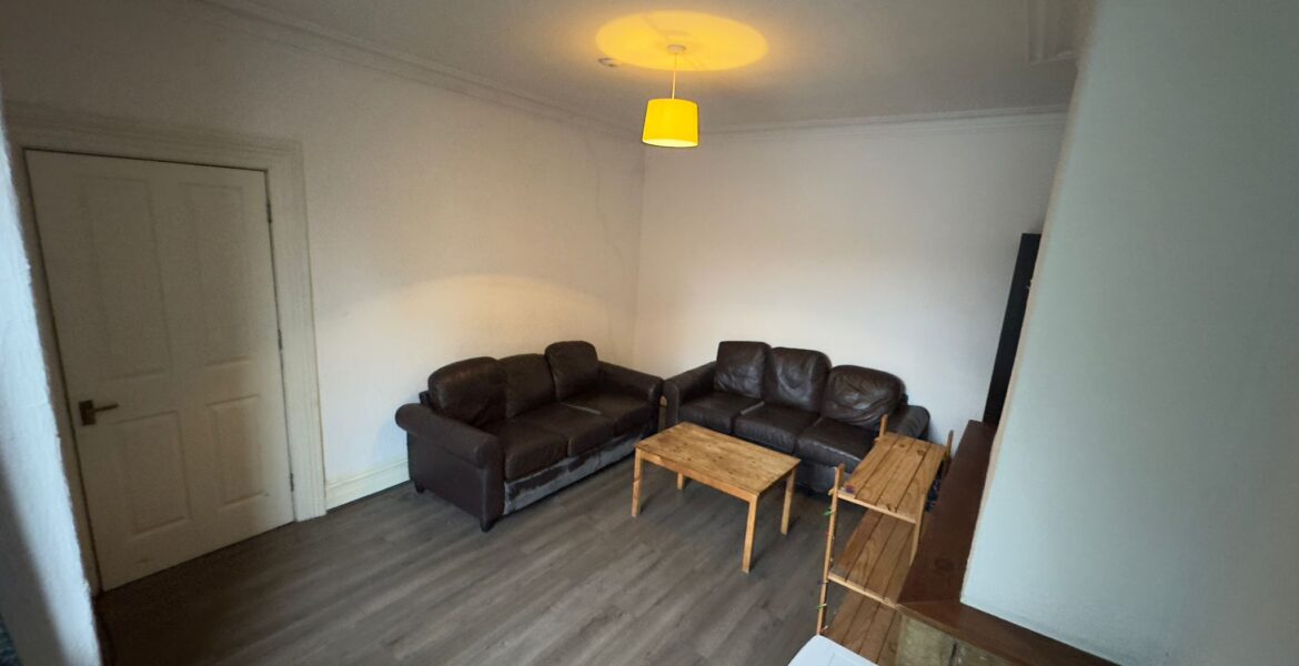 WhatsApp Image 2025-10-03 at 15.32.51