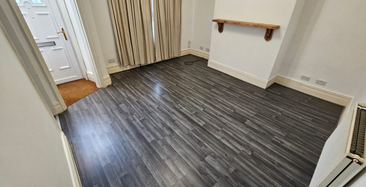 WhatsApp Image 2025-10-21 at 10.46.02 (1)