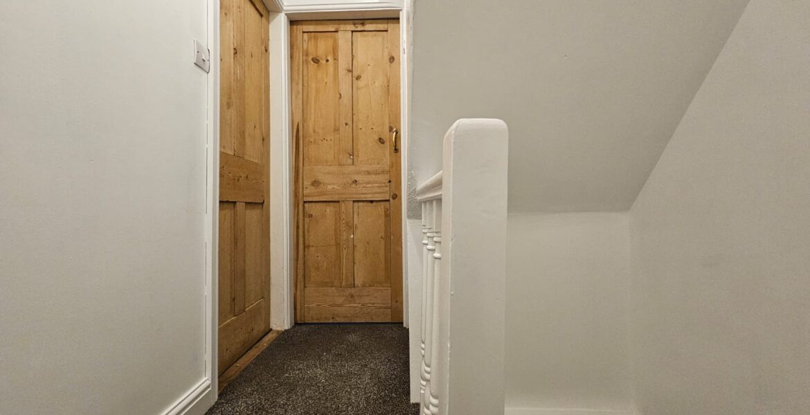 WhatsApp Image 2025-10-21 at 10.46.05