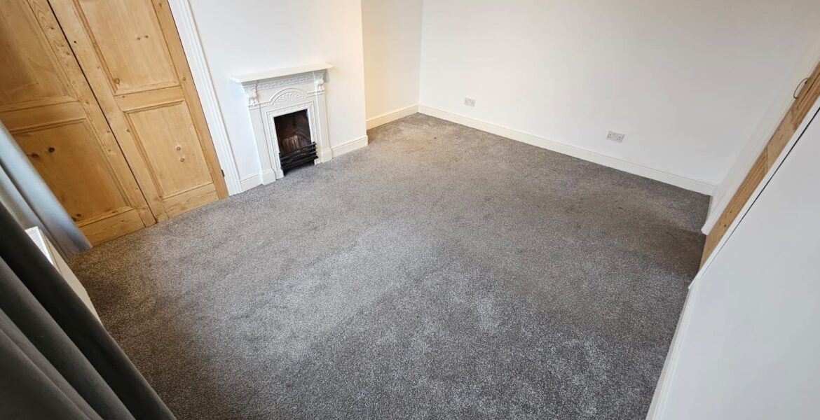 WhatsApp Image 2025-10-21 at 10.46.07 (2)