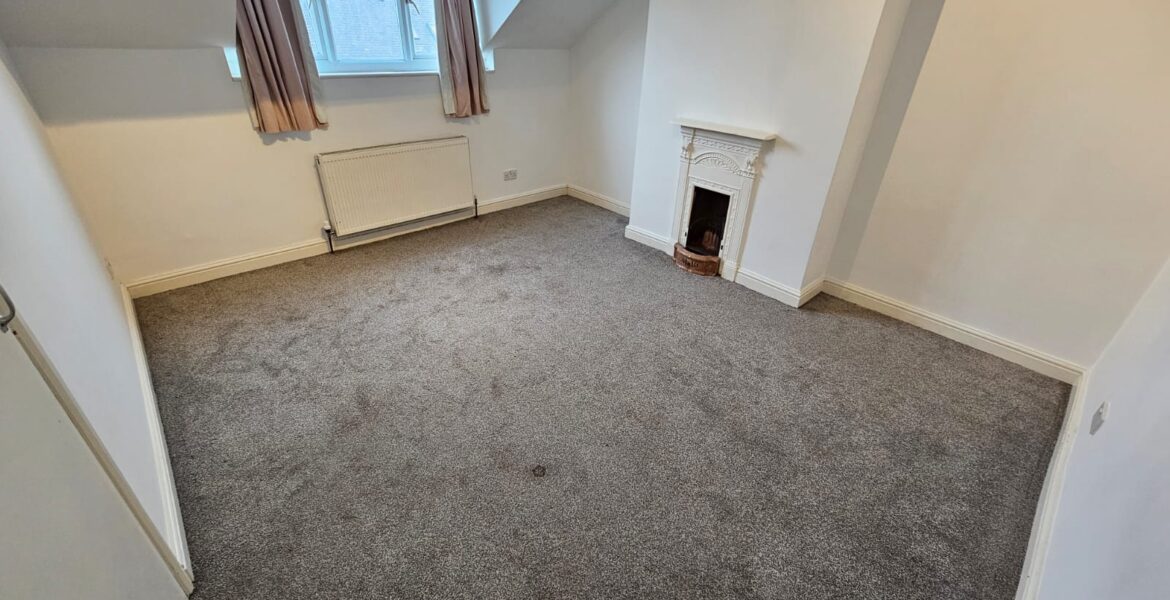 WhatsApp Image 2025-10-21 at 10.46.09 (1)