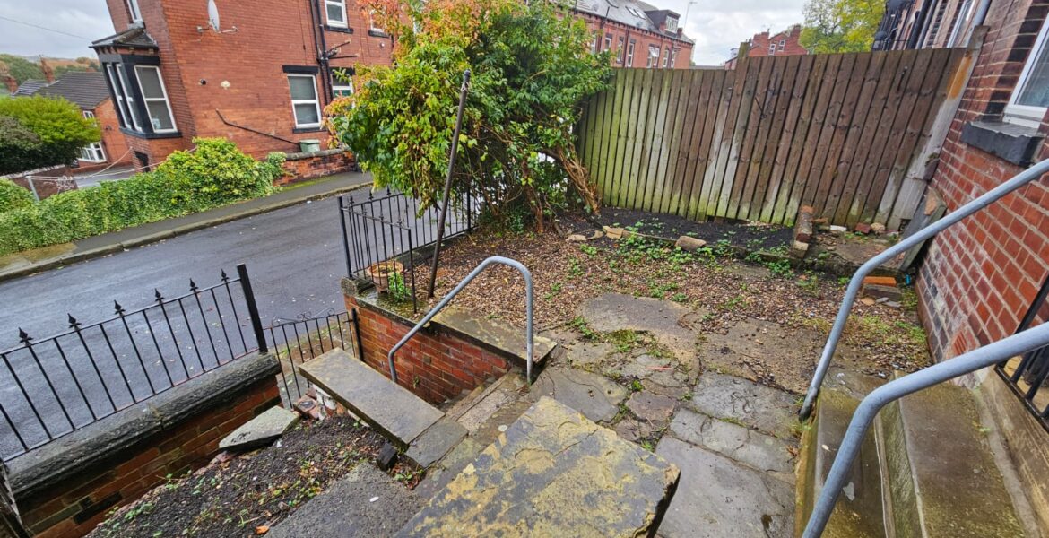 WhatsApp Image 2025-10-21 at 10.46.13 (3)