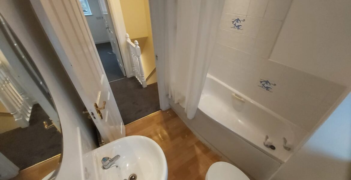 WhatsApp Image 2025-12-18 at 10.37.27 AM (2)