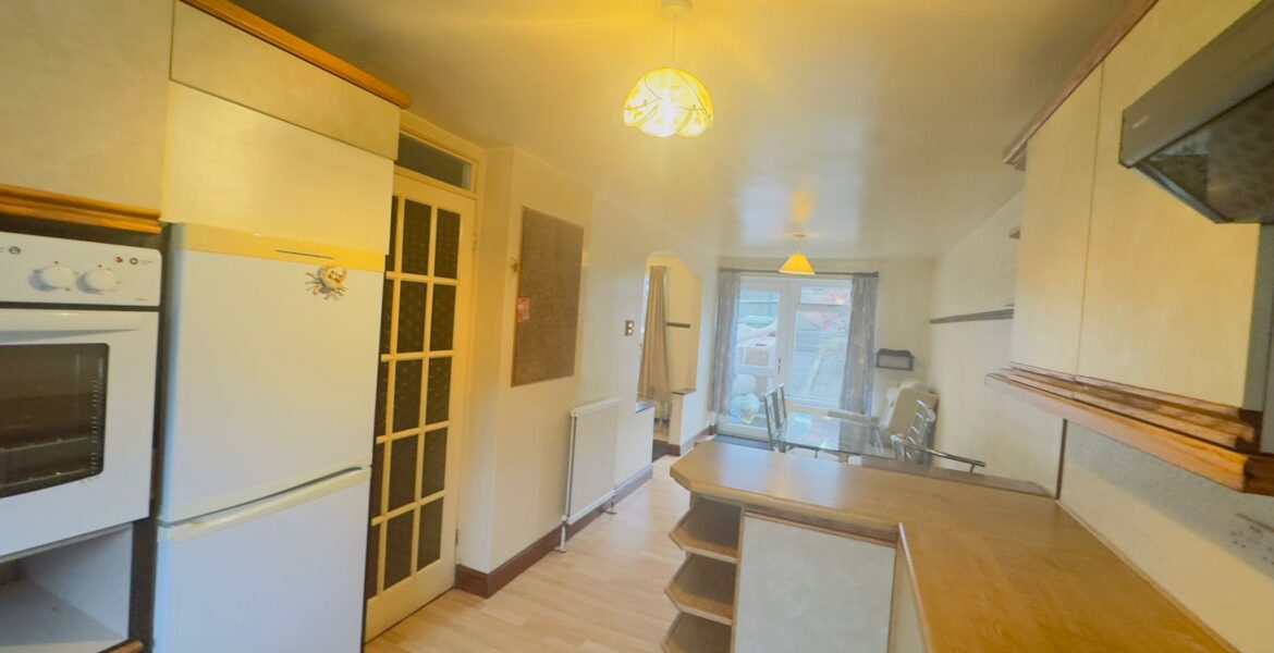 WhatsApp Image 2025-12-31 at 05.29.05 (2)