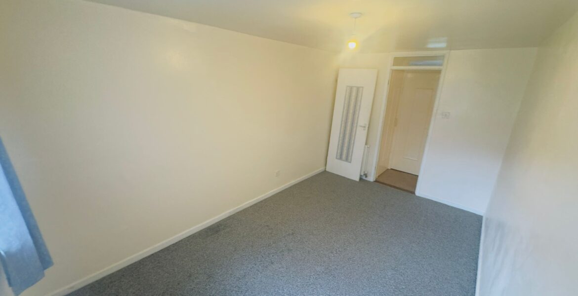 WhatsApp Image 2025-12-31 at 05.31.48