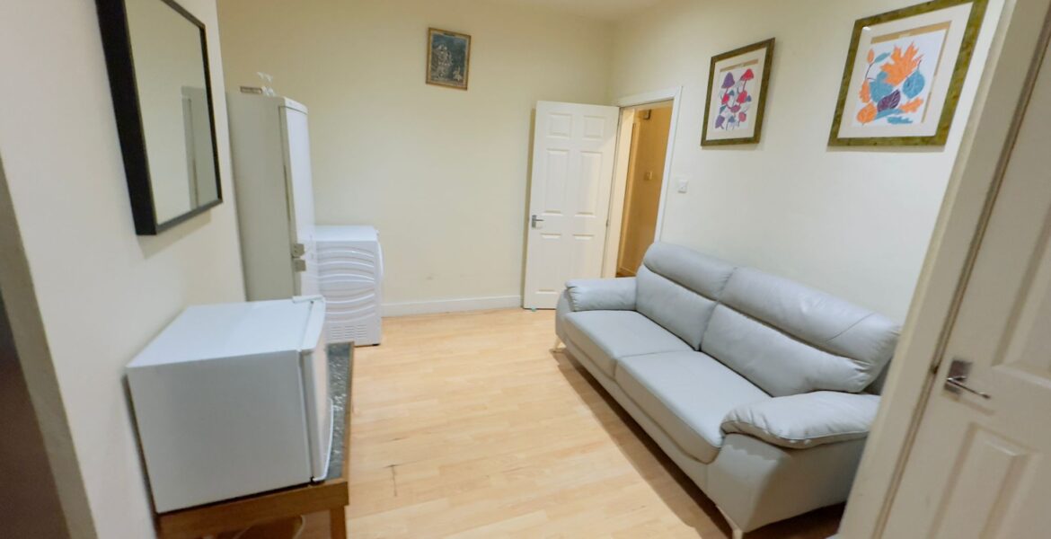 WhatsApp Image 2026-01-09 at 10.27.46 (3)