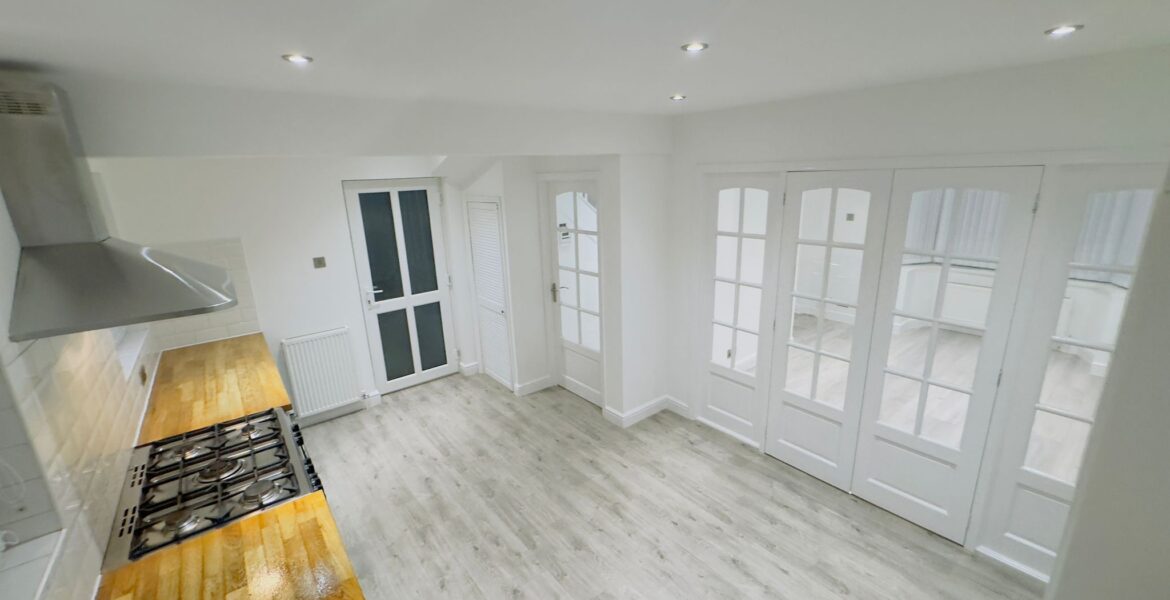 WhatsApp Image 2026-01-19 at 07.07.21 (2)