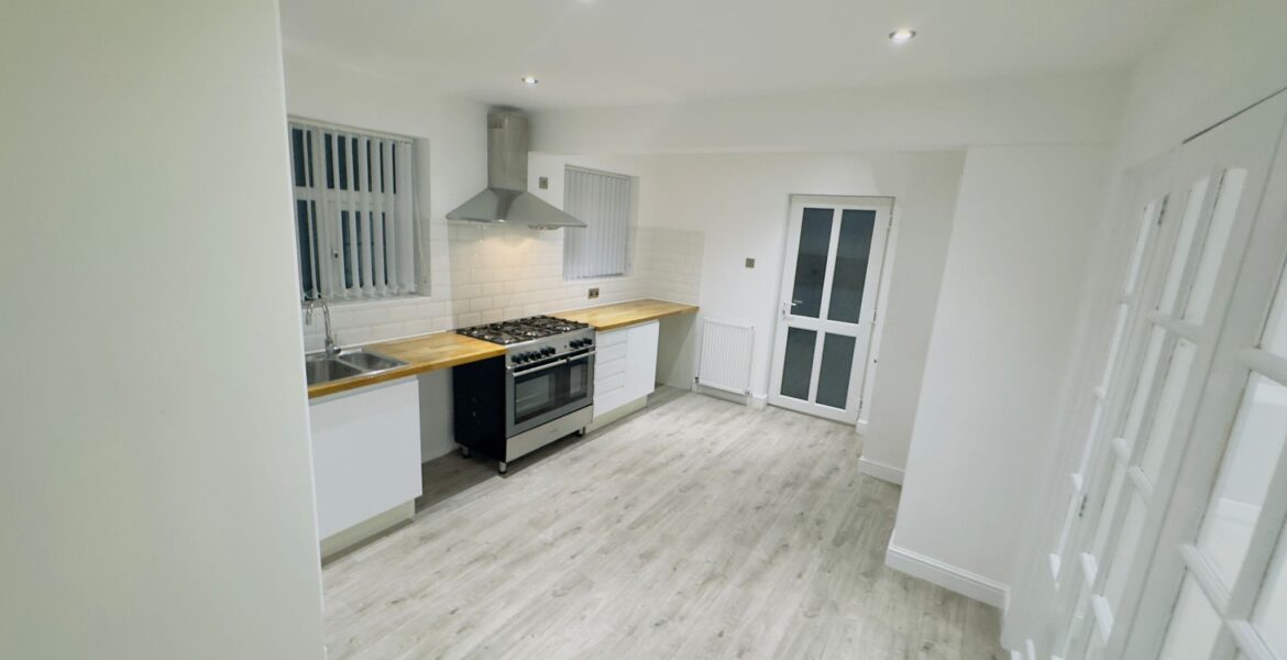 WhatsApp Image 2026-01-19 at 07.08.08 (1)