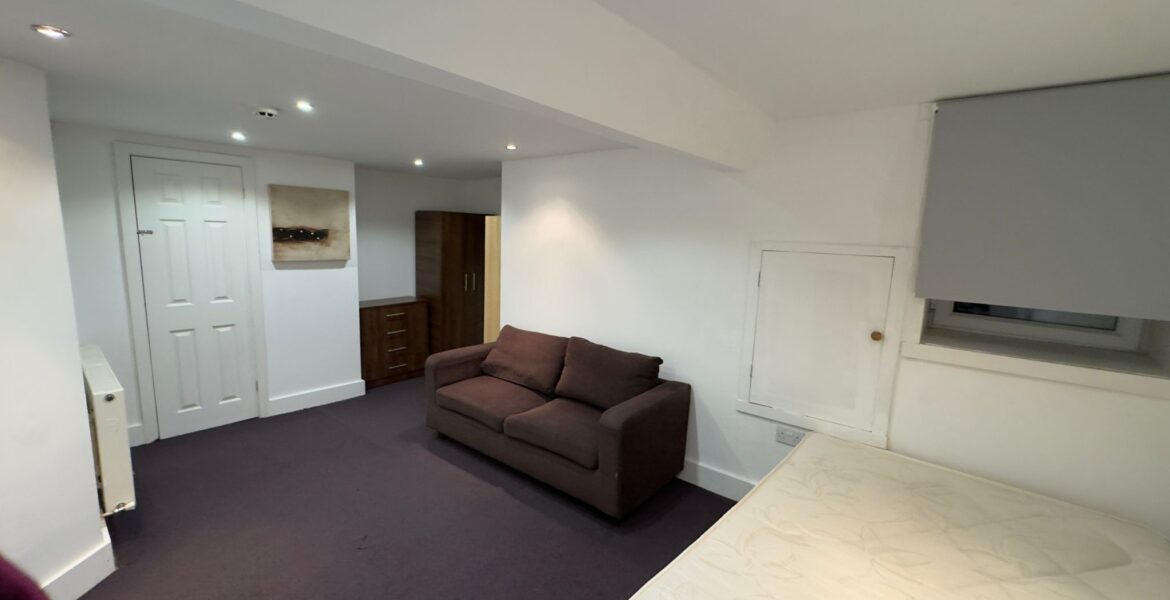 WhatsApp Image 2026-02-05 at 08.59.02 (3)