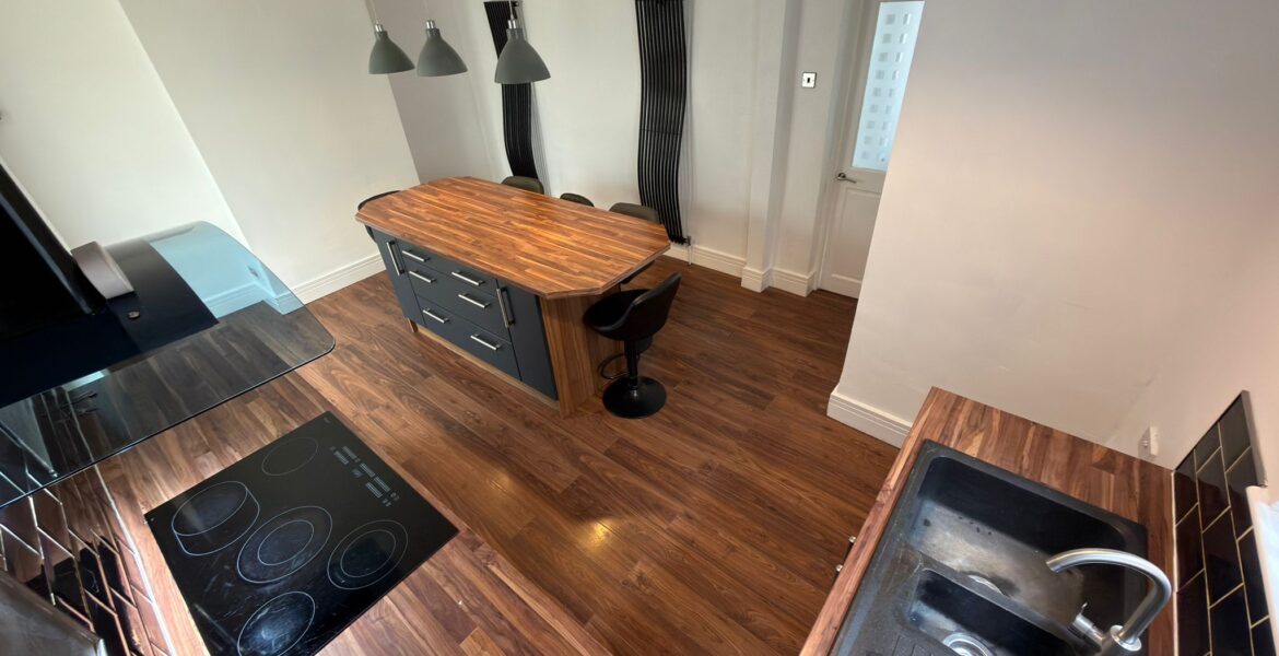 WhatsApp Image 2026-03-09 at 18.02.50 (1)