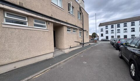 Room 6, Railway House, Balm Road, Hunslet, Leeds, LS10 2HU